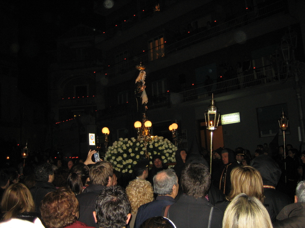 Италия, Соренто, ритуалното шествие, статуя на Дева Мария
